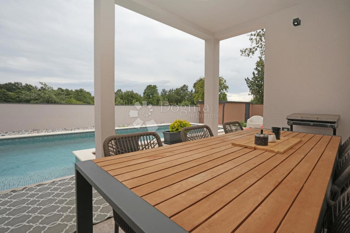 Maison À vendre - ISTARSKA SVETVINČENAT