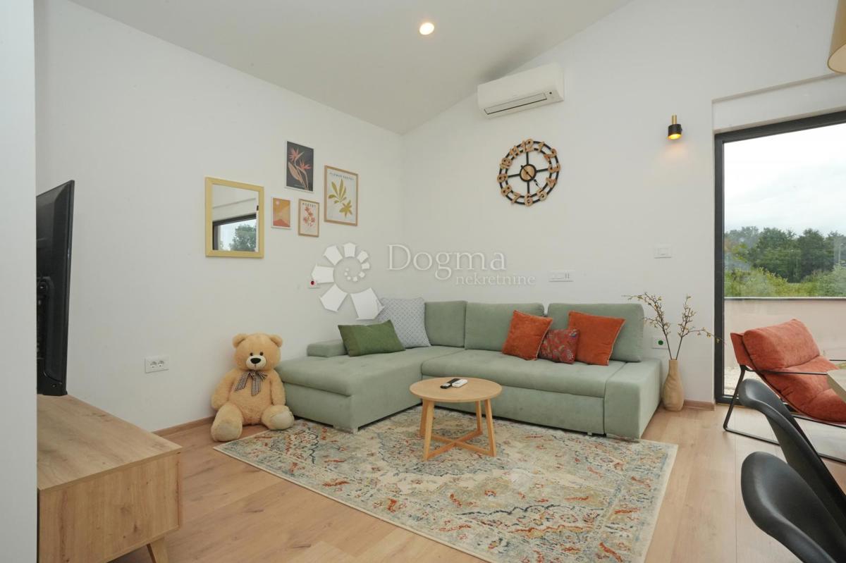 Maison À vendre - Istarska Svetvinčenat - foto 5/56