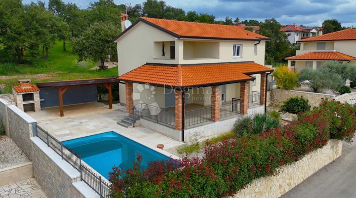 Dům na prodej – Kaštelir