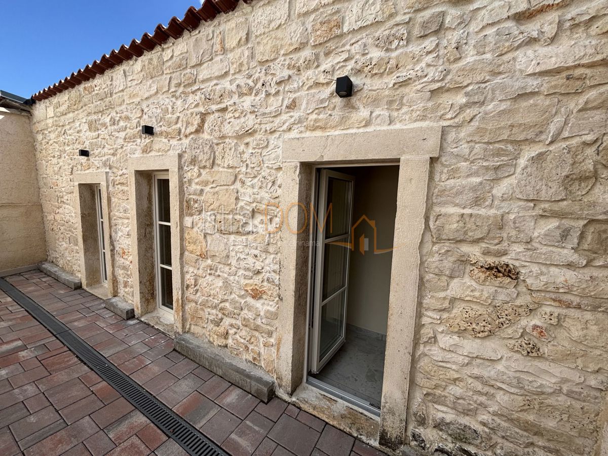Kuća Na prodaju - ISTARSKA BARBAN