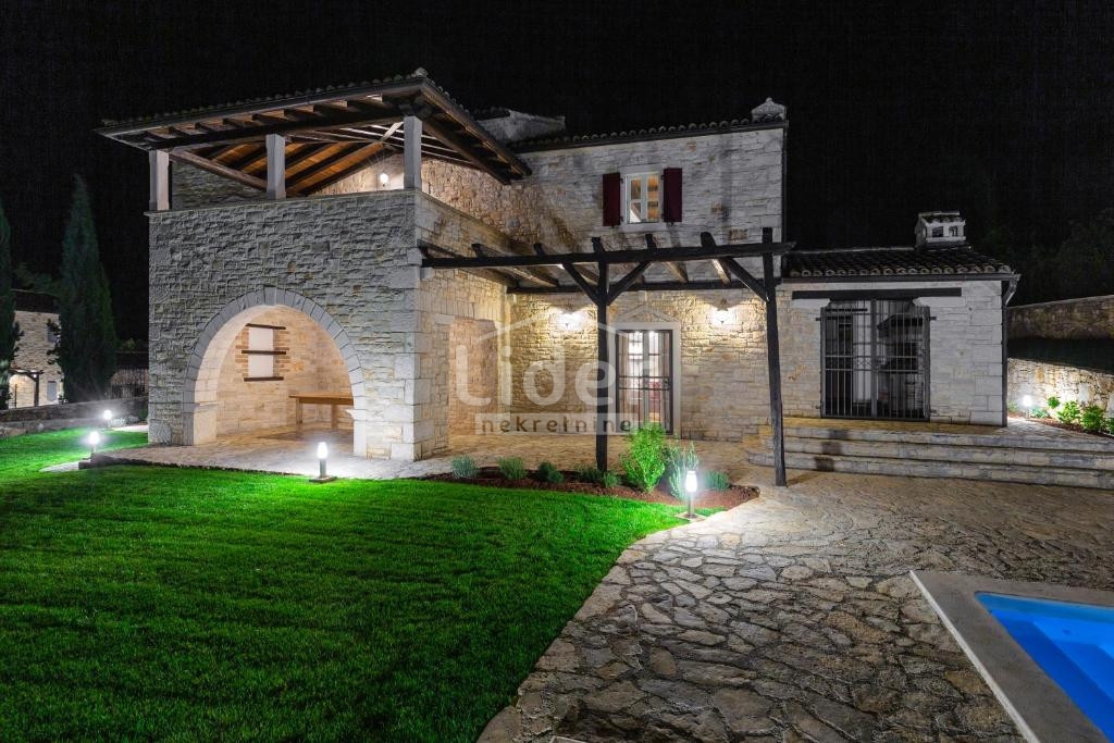Kuća Na prodaju - Istarska Tinjan - foto 2/37