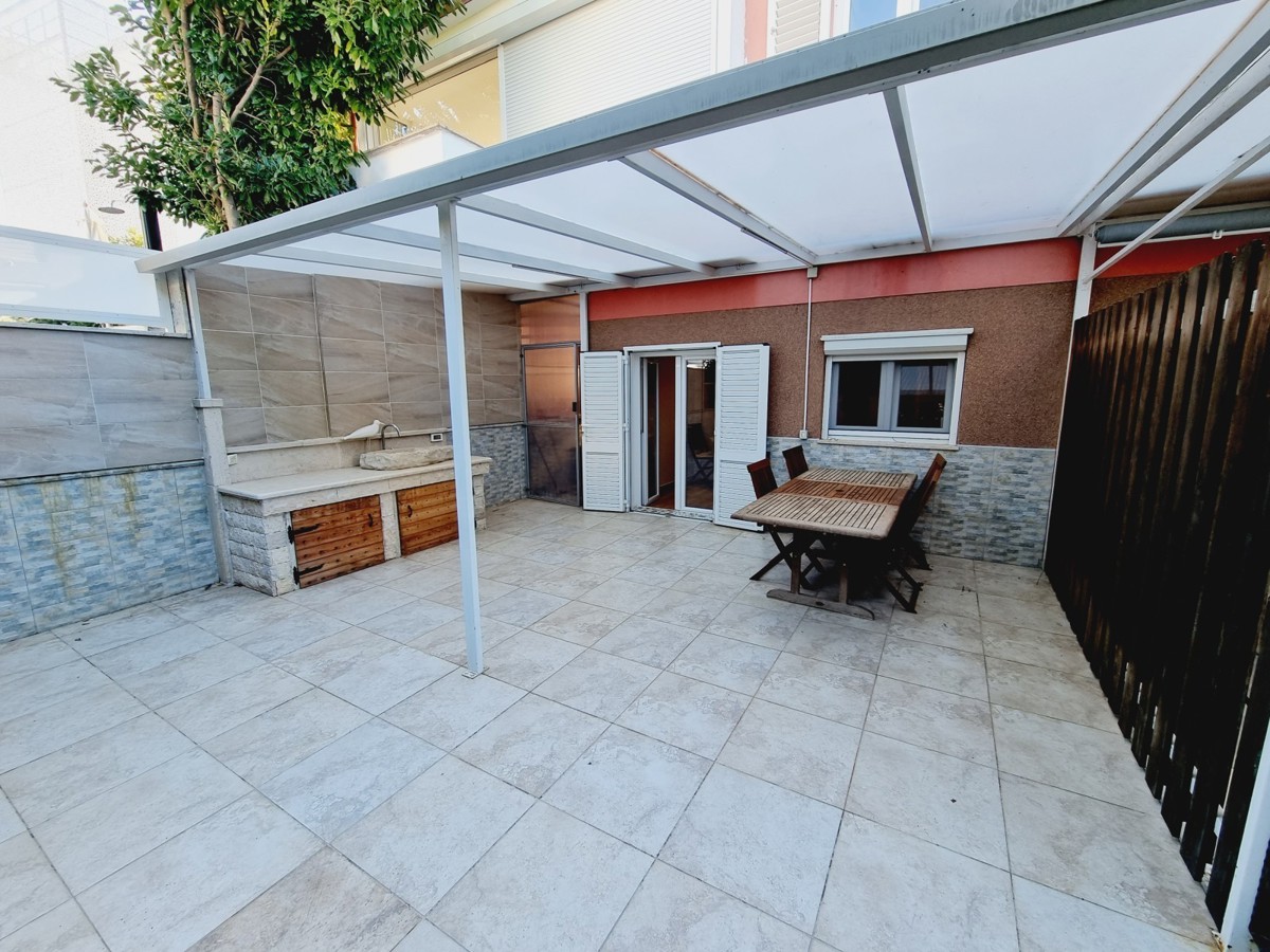 Apartma Na predaj - ISTARSKA NOVIGRAD
