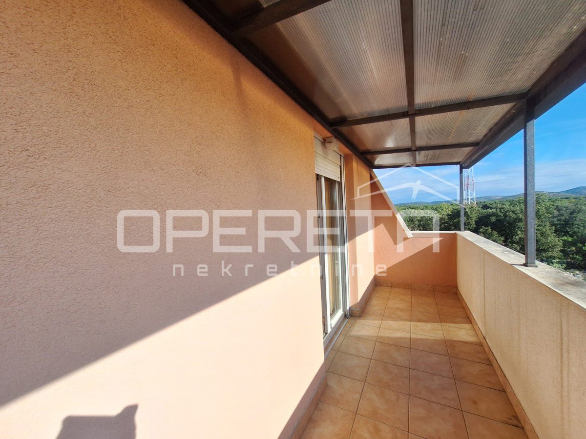 Casa In vendita - ŠIBENSKO-KNINSKA ŠIBENIK