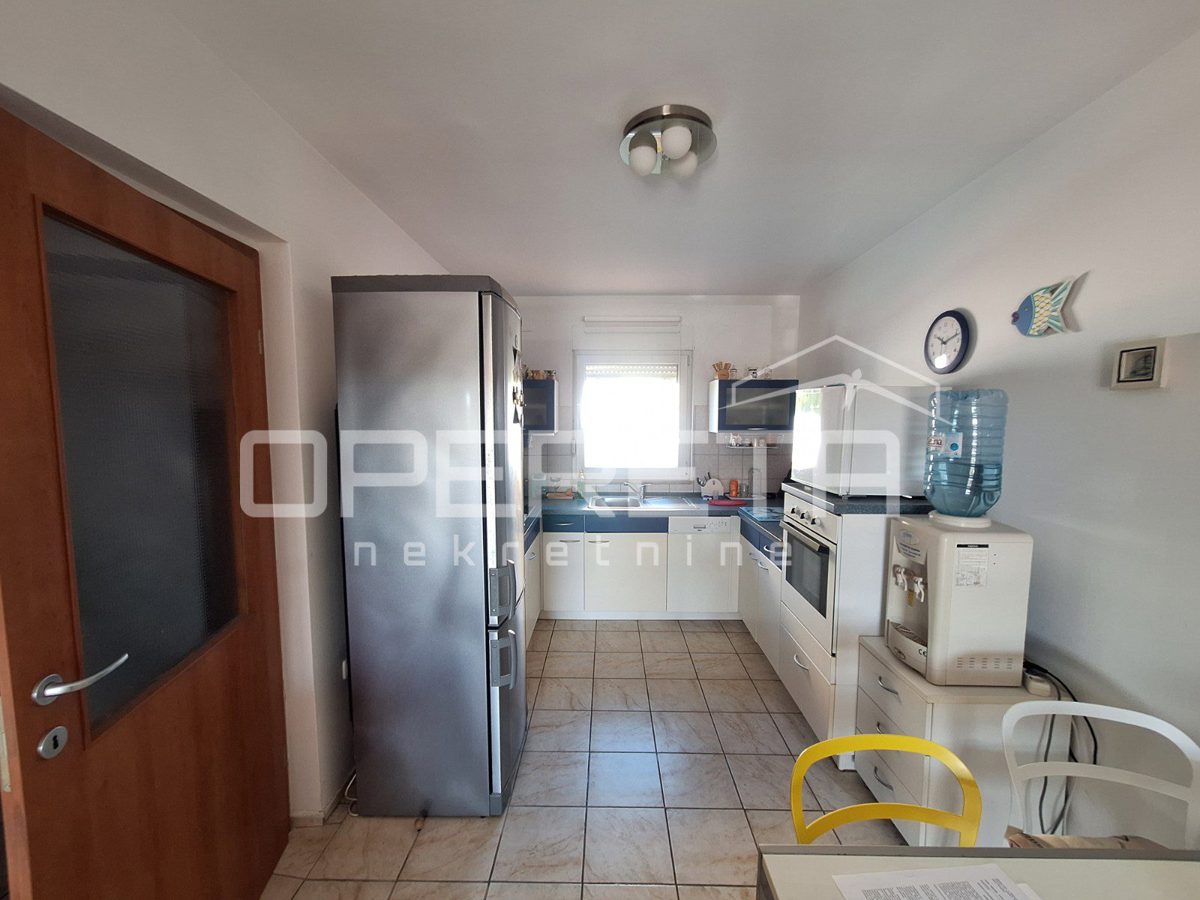 Casa In vendita - ŠIBENSKO-KNINSKA ŠIBENIK