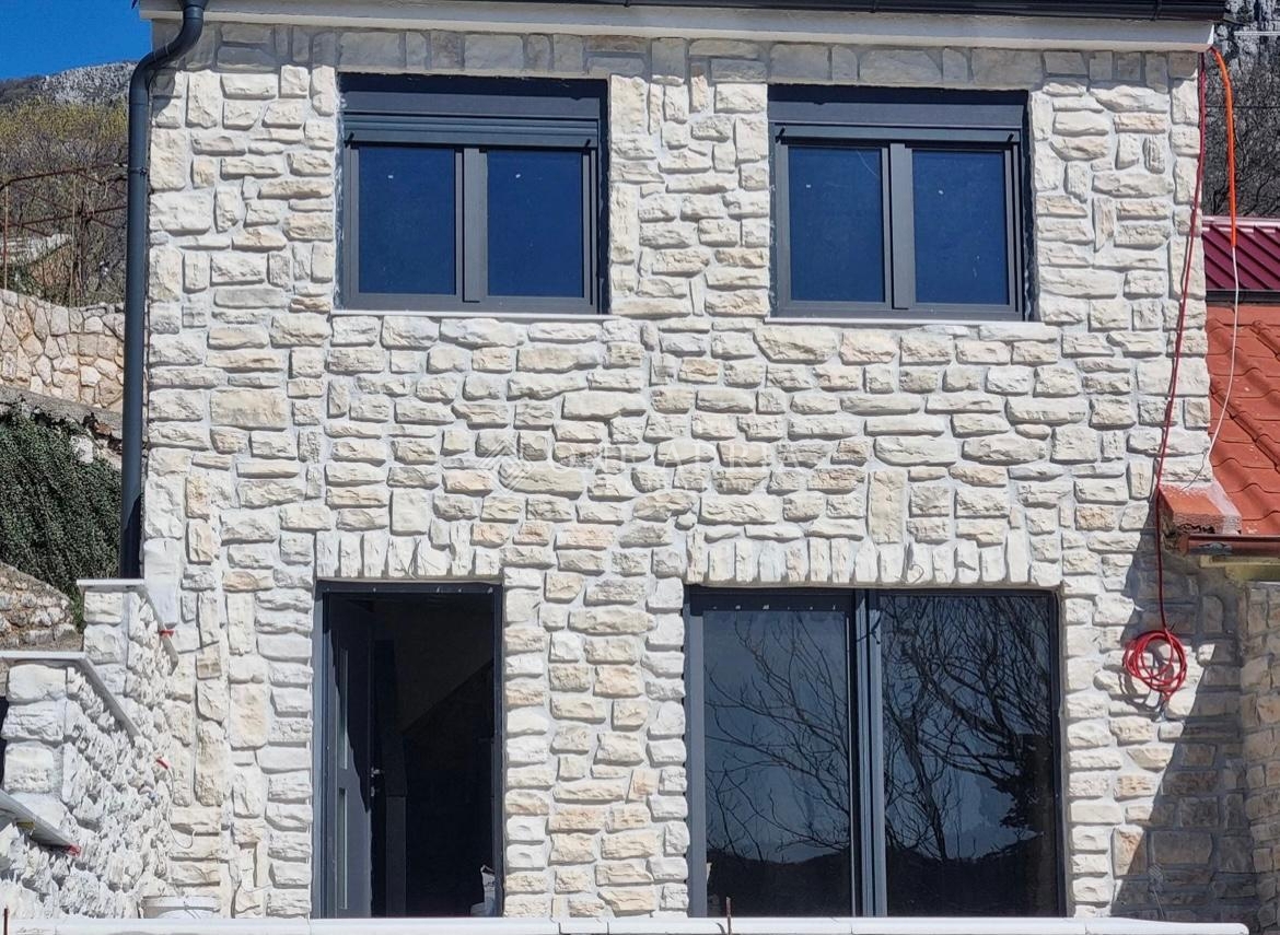Maison À vendre - PRIMORSKO-GORANSKA VINODOLSKA OPĆINA