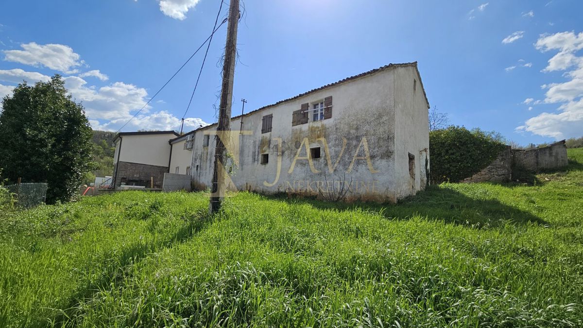 Hiša Na predaj - ISTARSKA KAROJBA