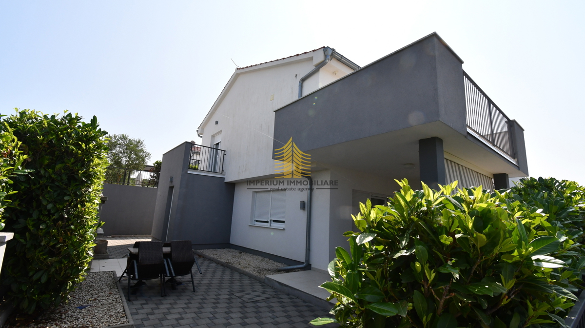 Haus Zu verkaufen - ZADARSKA SUKOŠAN