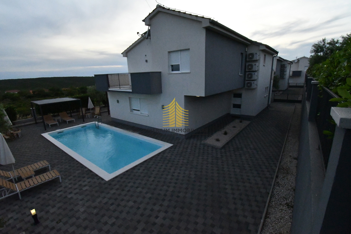 Haus Zu verkaufen - ZADARSKA SUKOŠAN
