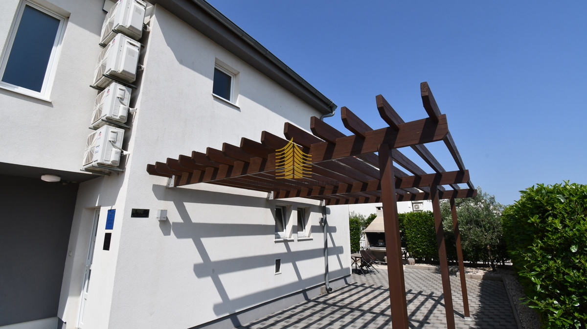 Casa In vendita - ZADARSKA SUKOŠAN