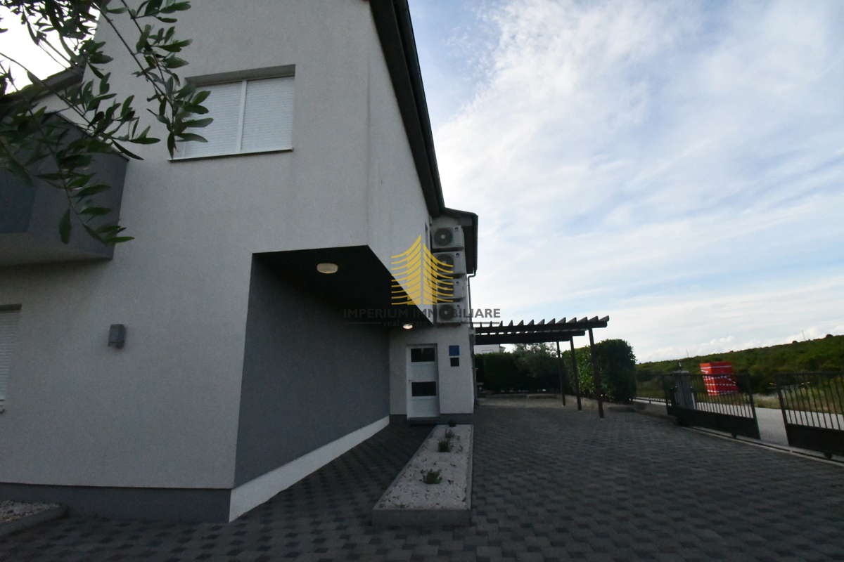Casa In vendita - ZADARSKA SUKOŠAN