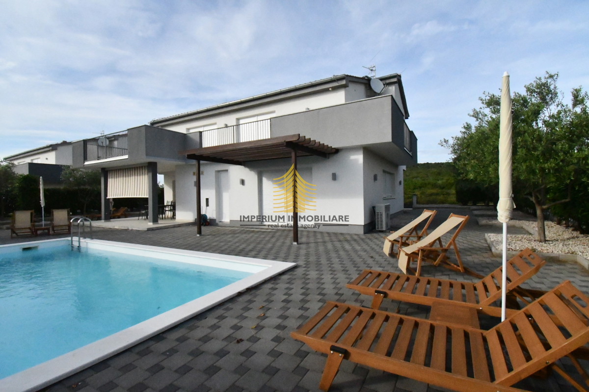 Casa In vendita - ZADARSKA SUKOŠAN