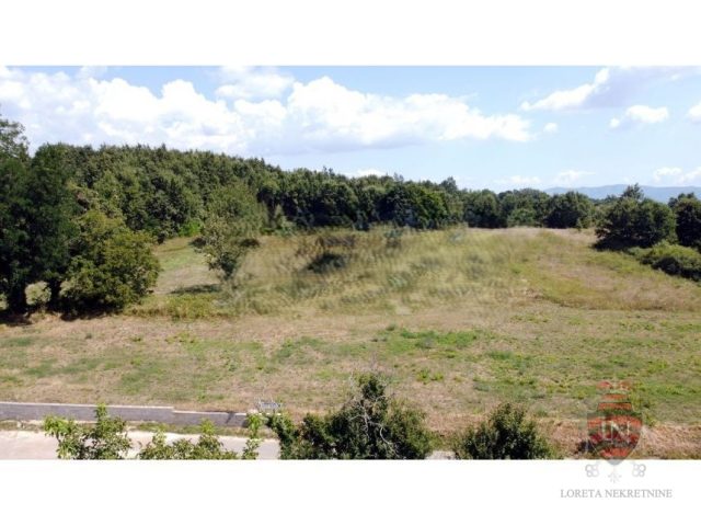 Terreno in vendita – Pićan