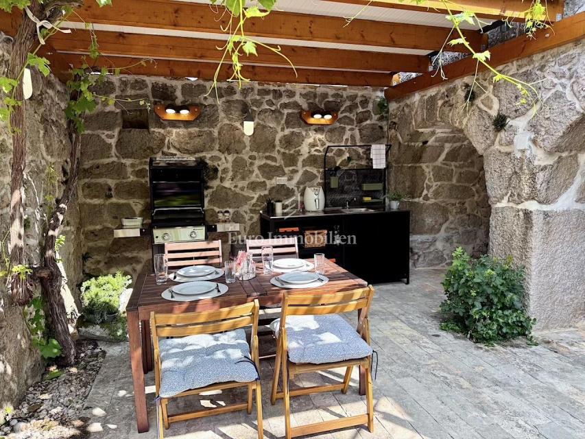 Dom Na predaj - PRIMORSKO-GORANSKA VINODOLSKA OPĆINA