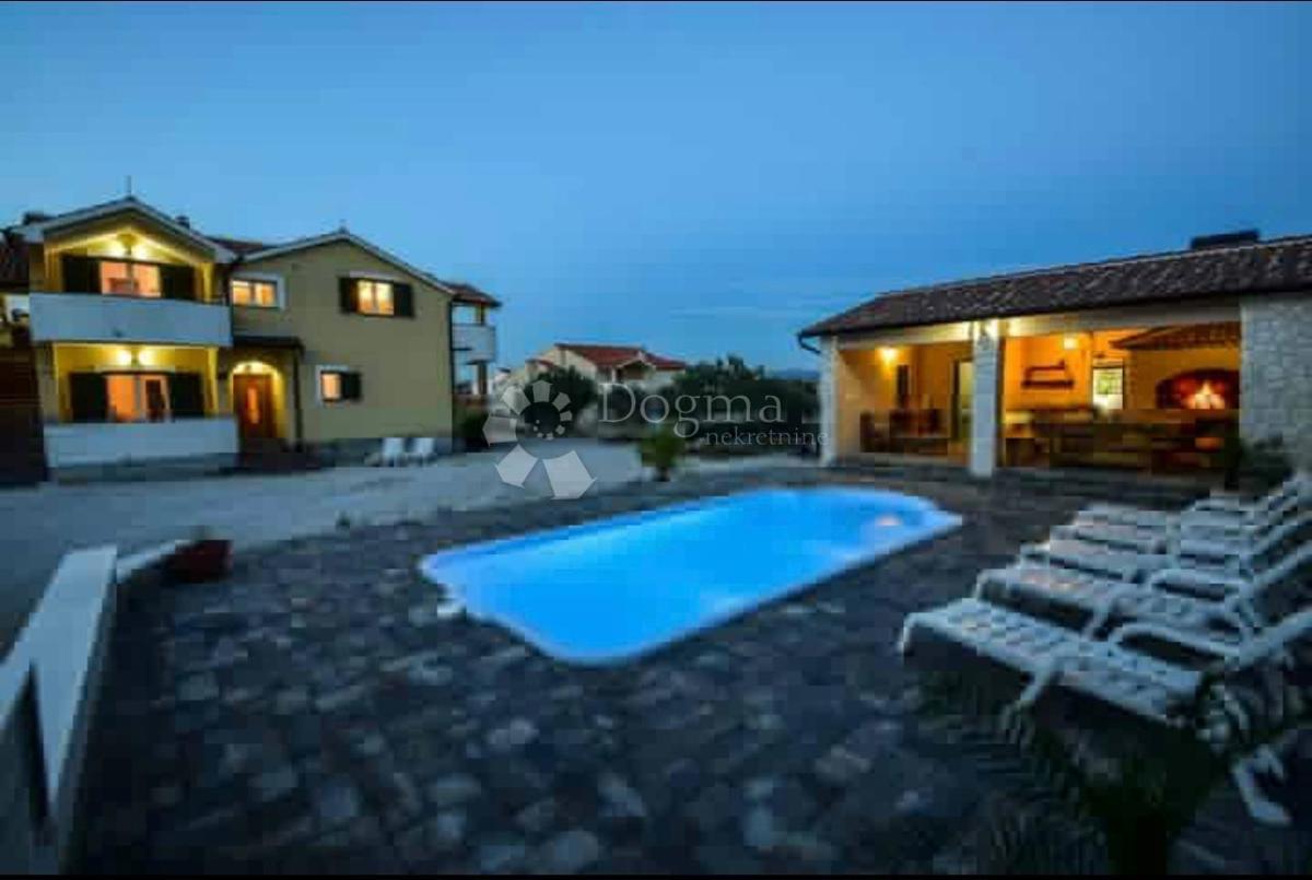 Maison À vendre - ŠIBENSKO-KNINSKA VODICE