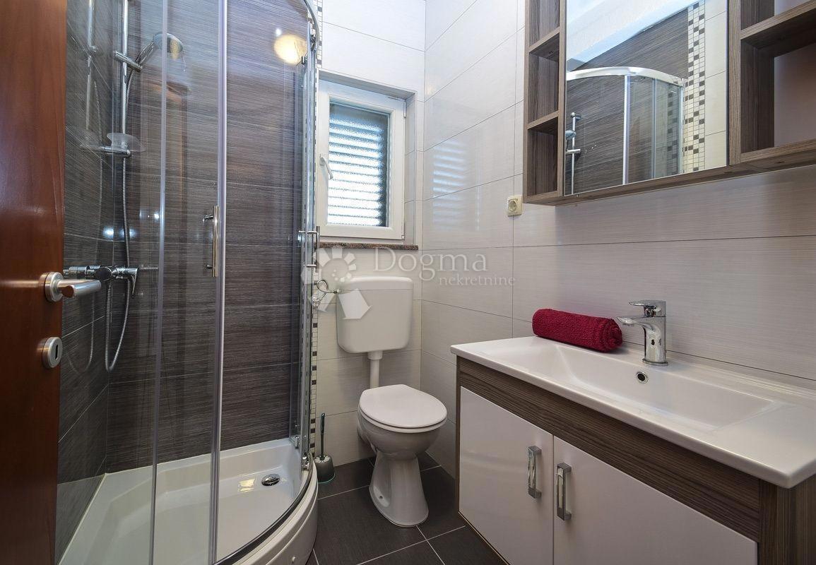 Maison À vendre - ŠIBENSKO-KNINSKA VODICE