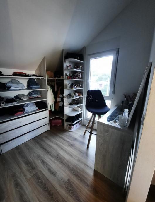 Flat For sale - SPLITSKO-DALMATINSKA PODSTRANA
