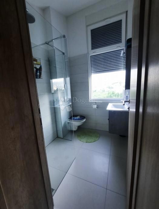 Flat For sale - SPLITSKO-DALMATINSKA PODSTRANA