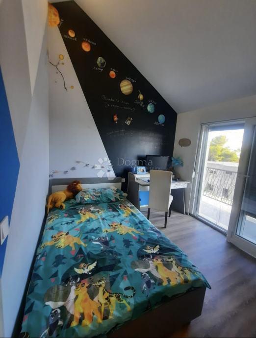 Flat For sale - SPLITSKO-DALMATINSKA PODSTRANA