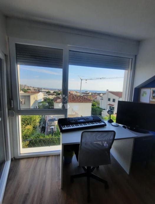 Flat For sale - SPLITSKO-DALMATINSKA PODSTRANA