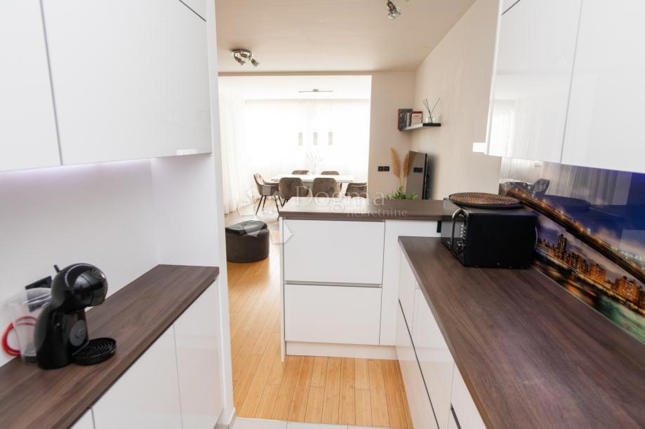 Apartmán Na predaj - ŠIBENSKO-KNINSKA ŠIBENIK