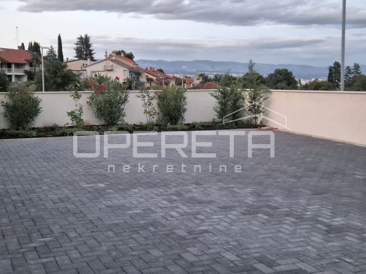 Apartment Zu verkaufen - PRIMORSKO-GORANSKA LOVRAN