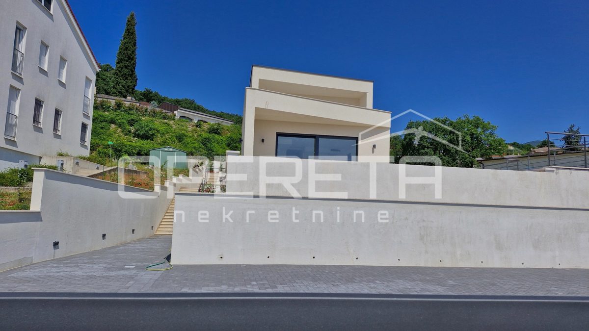 Apartment Zu verkaufen - PRIMORSKO-GORANSKA LOVRAN