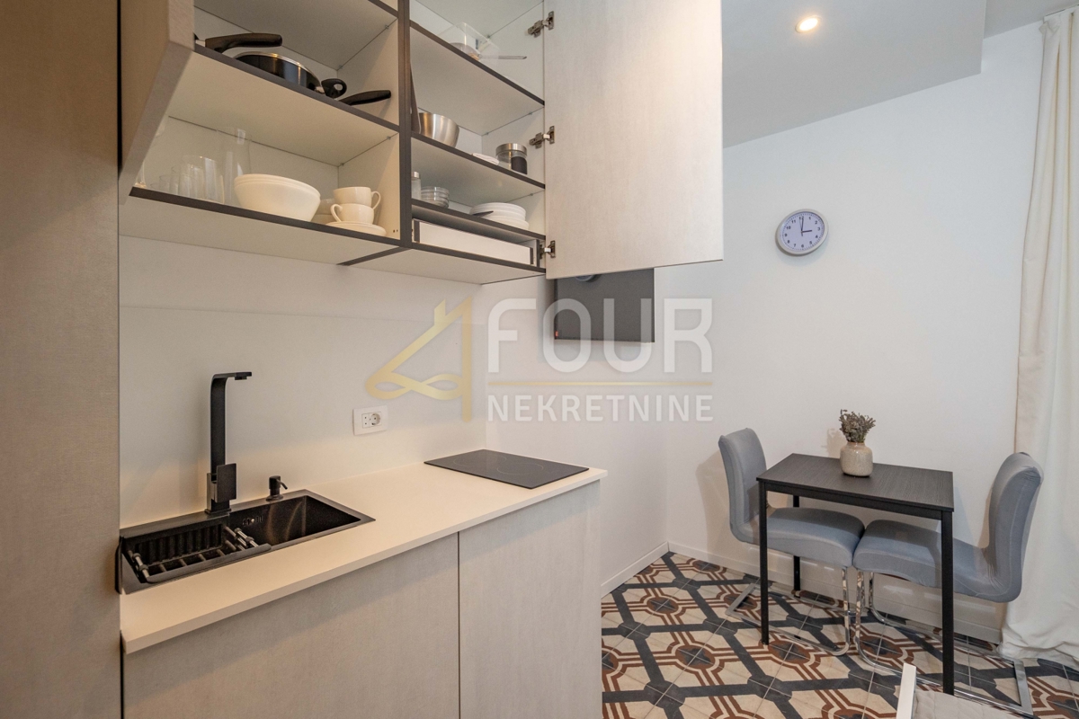 Appartement À louer - Primorsko-goranska Rijeka - foto 1/7