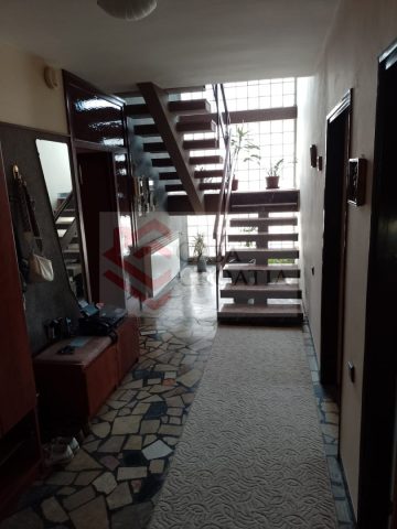 House For sale - Sisačko-moslavačka Petrinja - foto 2/19