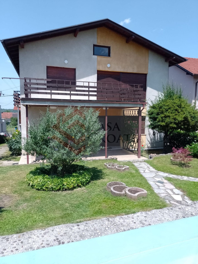 Hiša Na predaj - SISAČKO-MOSLAVAČKA PETRINJA