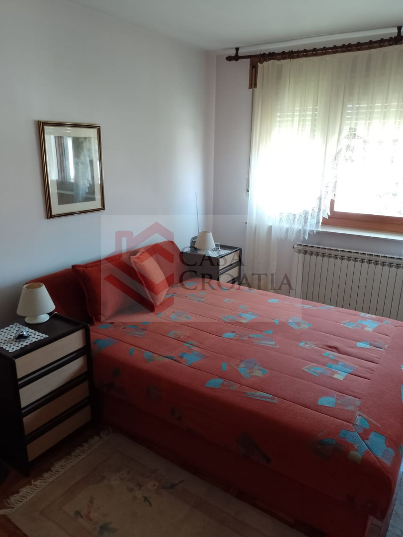 Hiša Na predaj - SISAČKO-MOSLAVAČKA PETRINJA