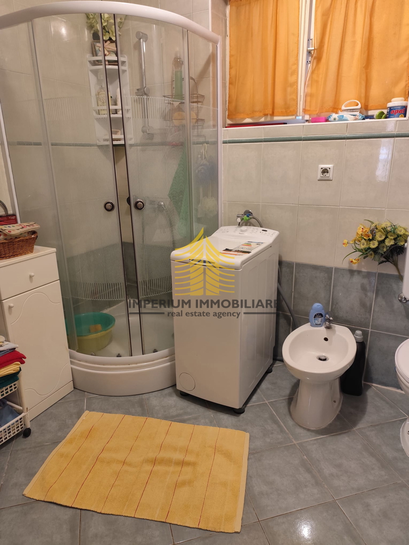 Apartma Naprodaj - ŠIBENSKO-KNINSKA Šibenik