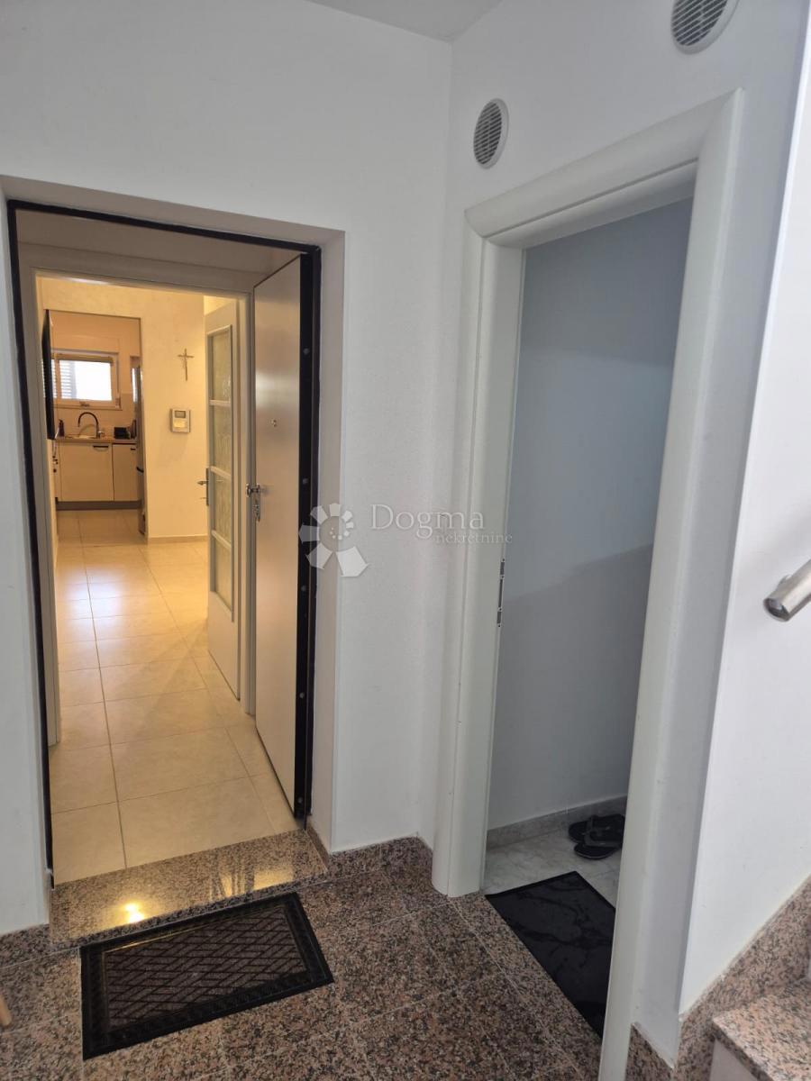 Apartment Zu verkaufen - SPLITSKO-DALMATINSKA ČIOVO