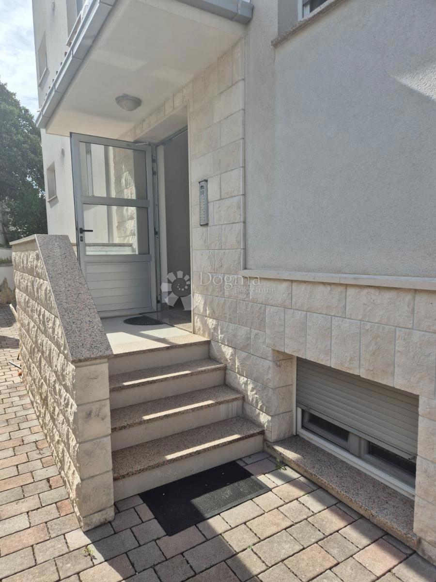 Apartment Zu verkaufen - SPLITSKO-DALMATINSKA ČIOVO