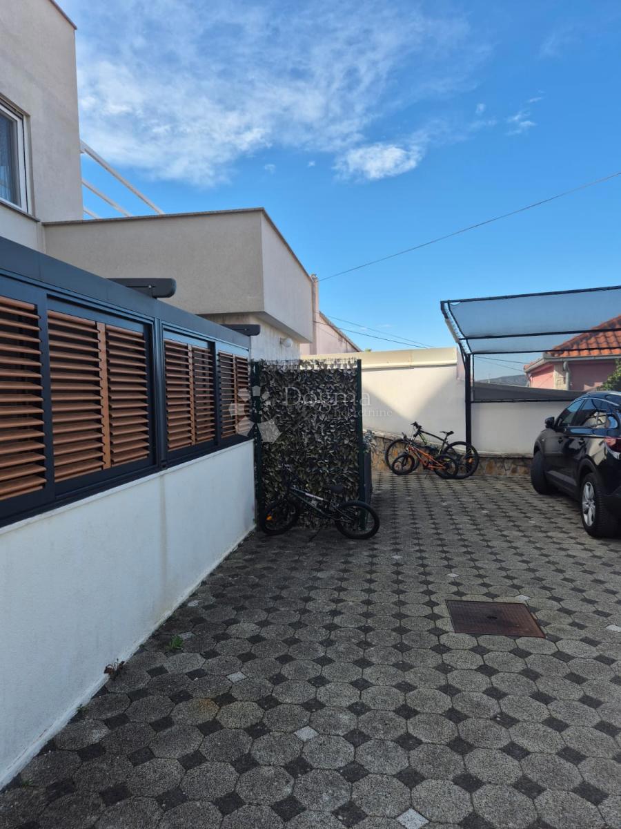 Apartment Zu verkaufen - SPLITSKO-DALMATINSKA ČIOVO