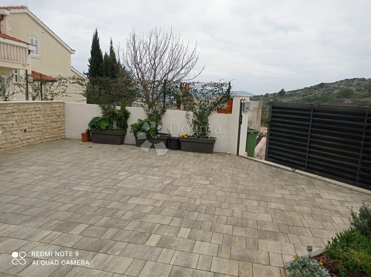 Apartma Na predaj - ŠIBENSKO-KNINSKA ŠIBENIK