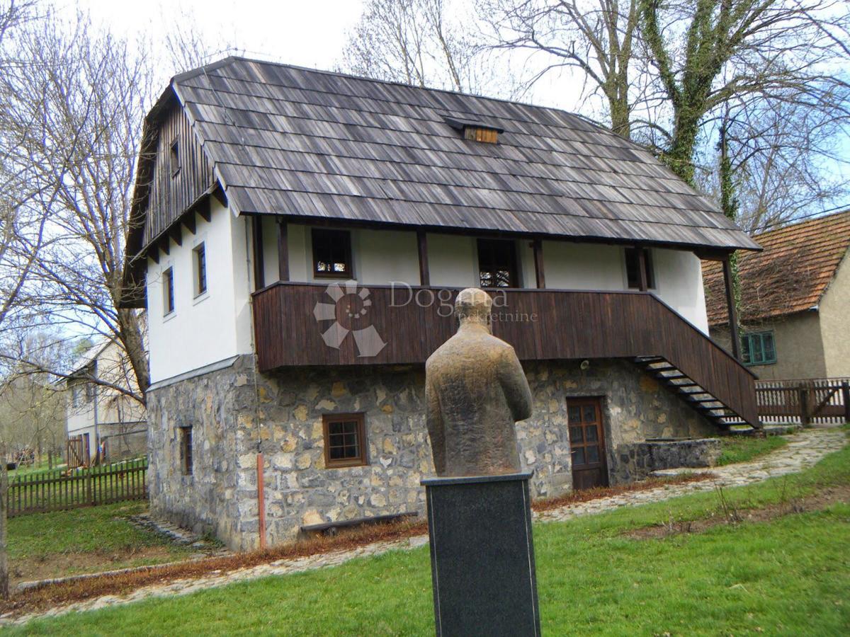 Land For sale - LIČKO-SENJSKA GOSPIĆ