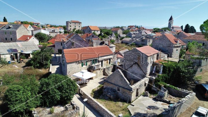 Haus zu verkaufen – Šolta