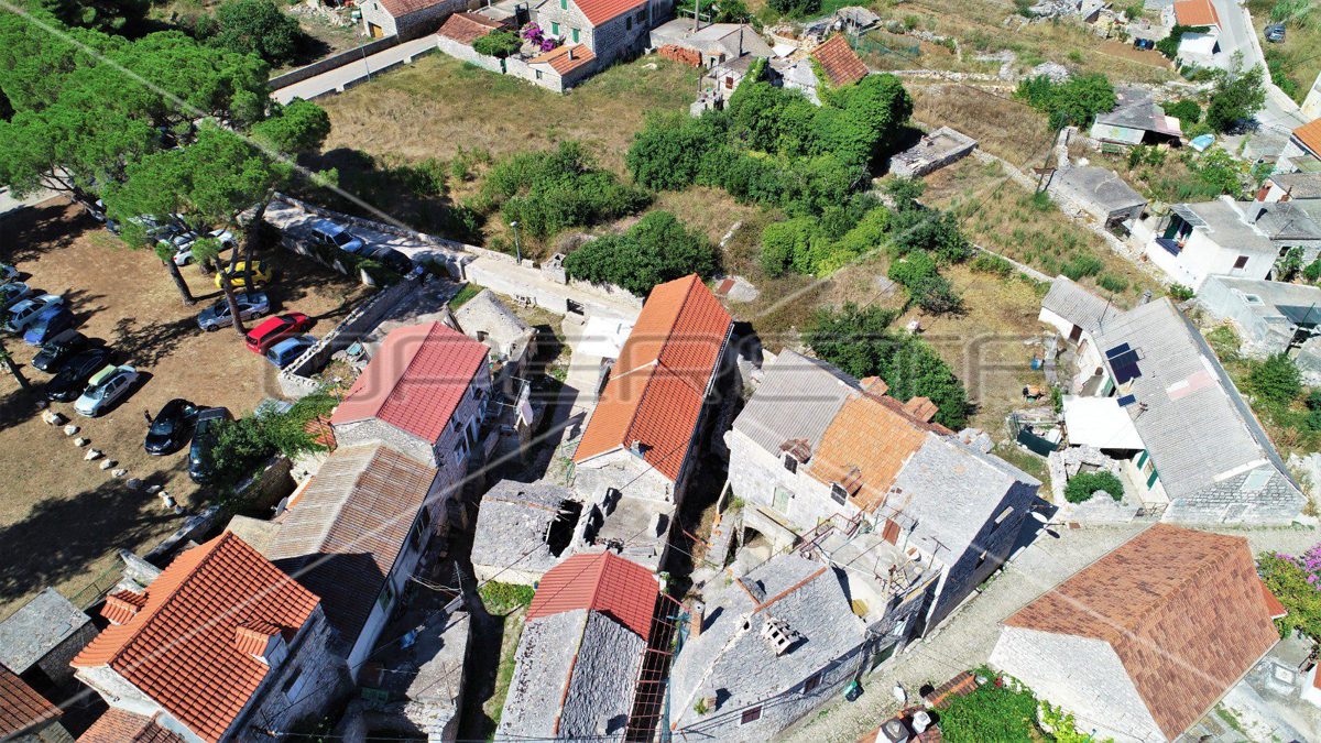 Hiša Na predaj - SPLITSKO-DALMATINSKA ŠOLTA