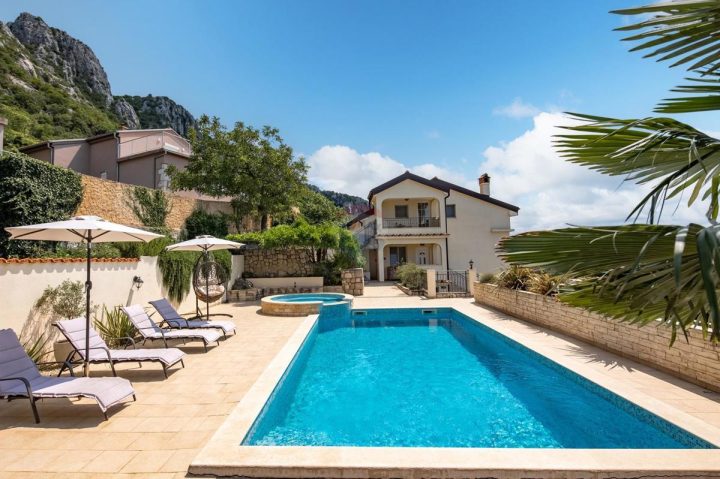 House for sale – Vinodolska Općina