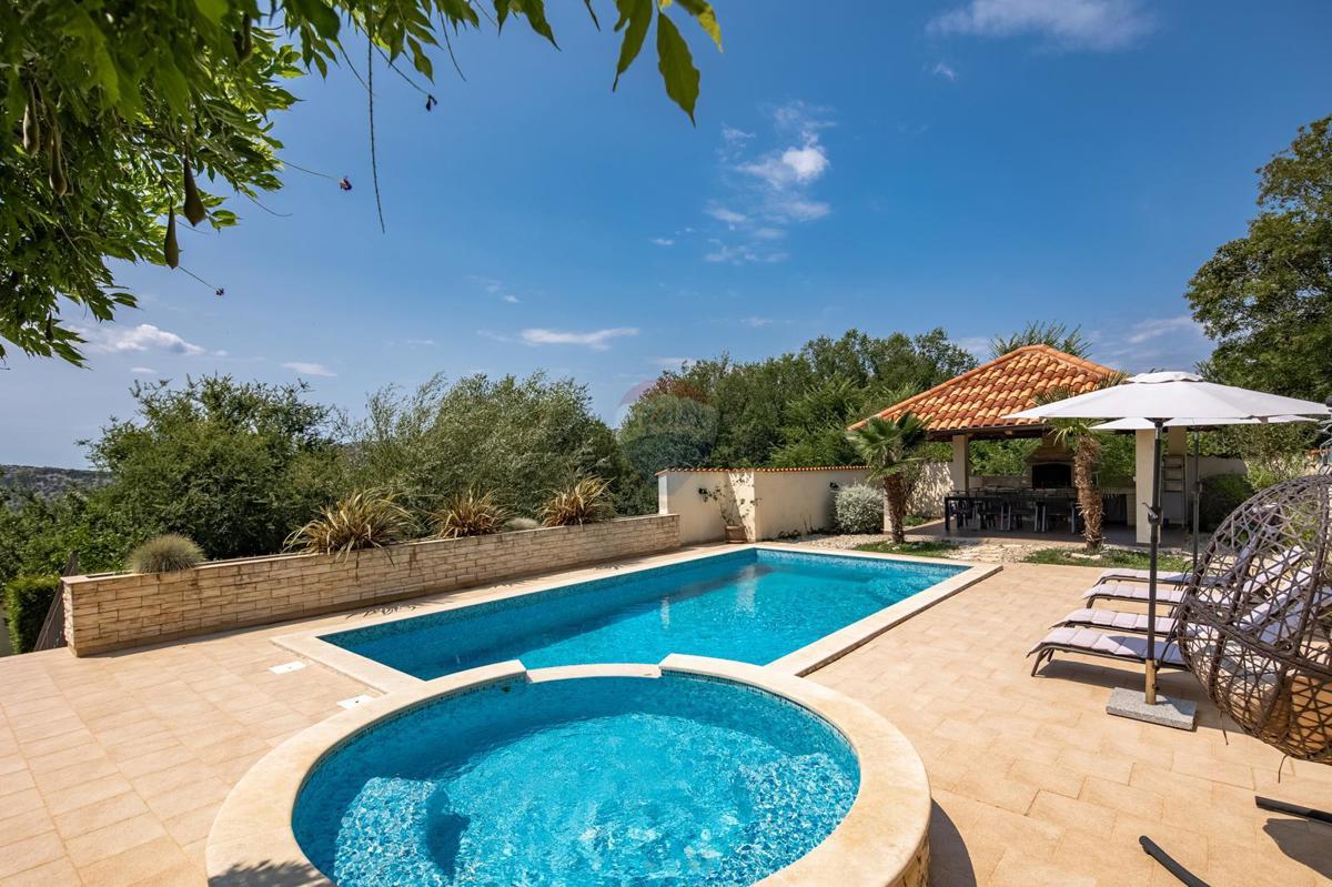 House For sale - PRIMORSKO-GORANSKA VINODOLSKA OPĆINA