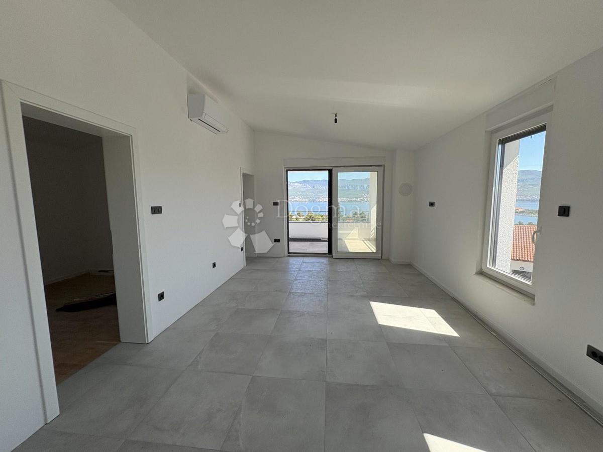 Apartma Na predaj - PRIMORSKO-GORANSKA KRK