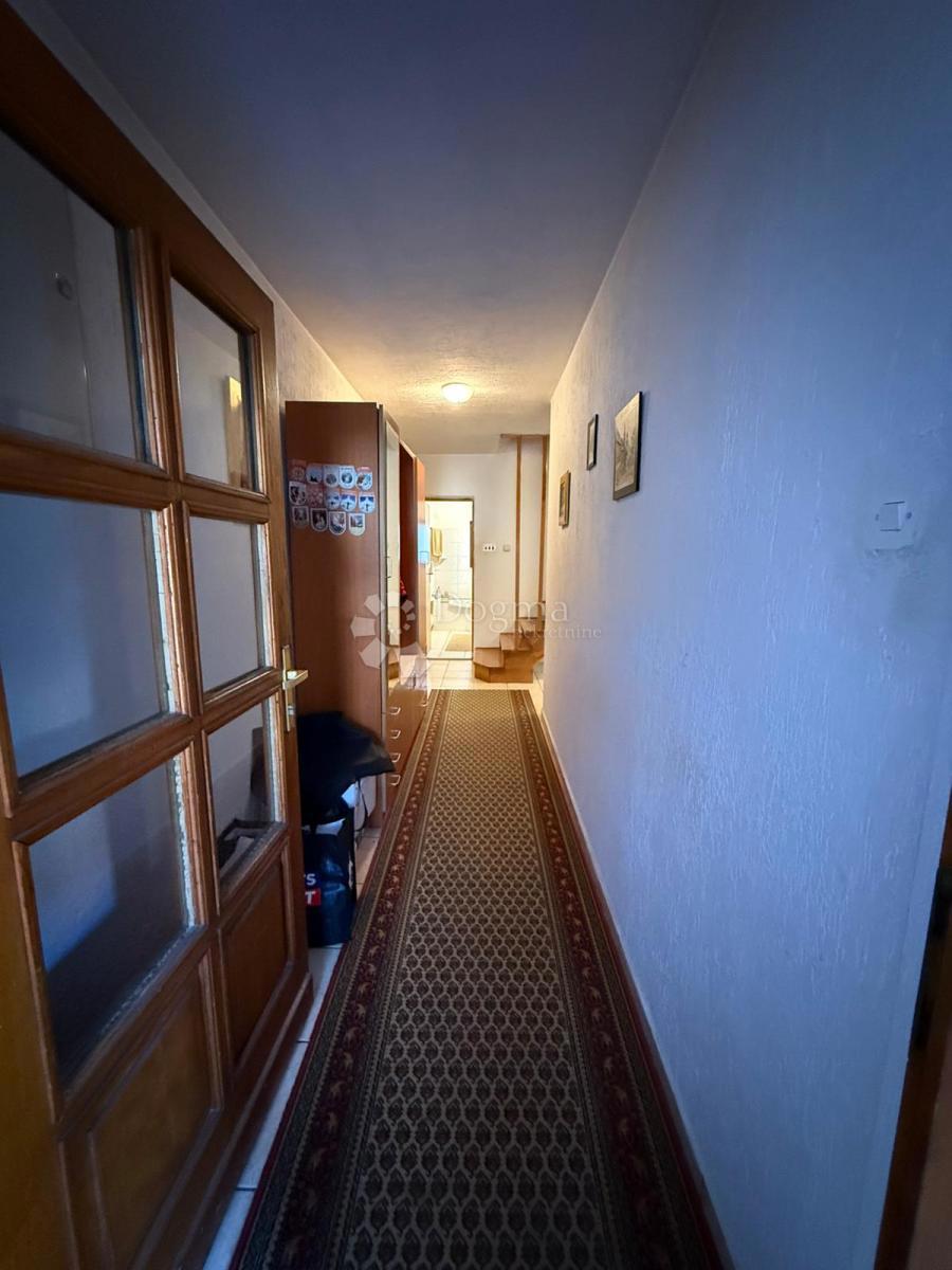 House For sale - LIČKO-SENJSKA GOSPIĆ