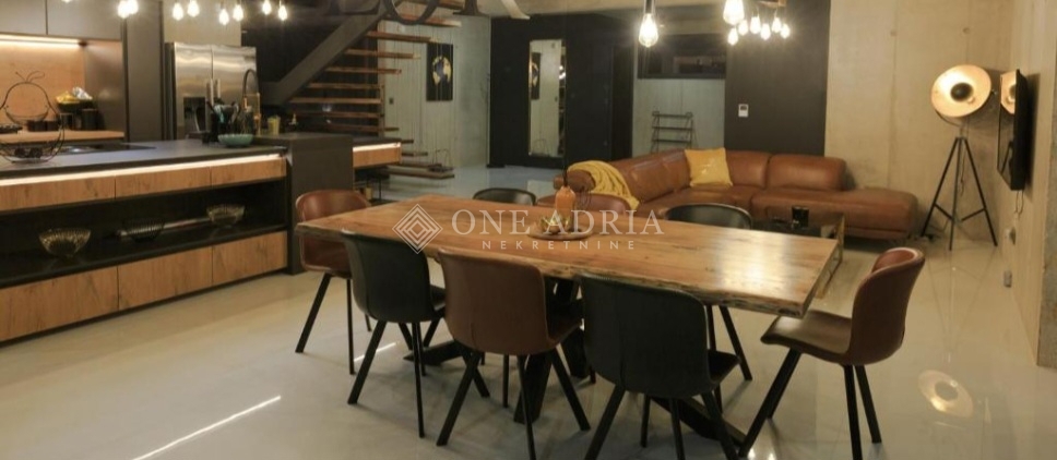 Casa In vendita - PRIMORSKO-GORANSKA KRK