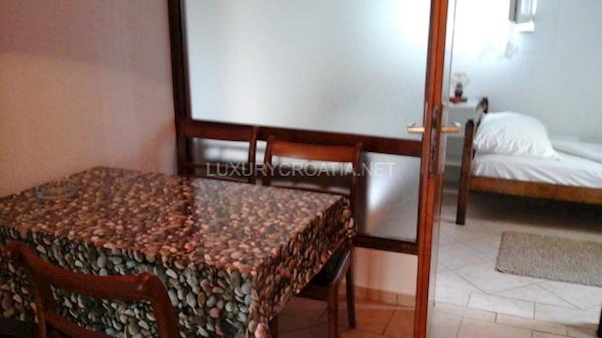 Dom Na predaj - ŠIBENSKO-KNINSKA MURTER