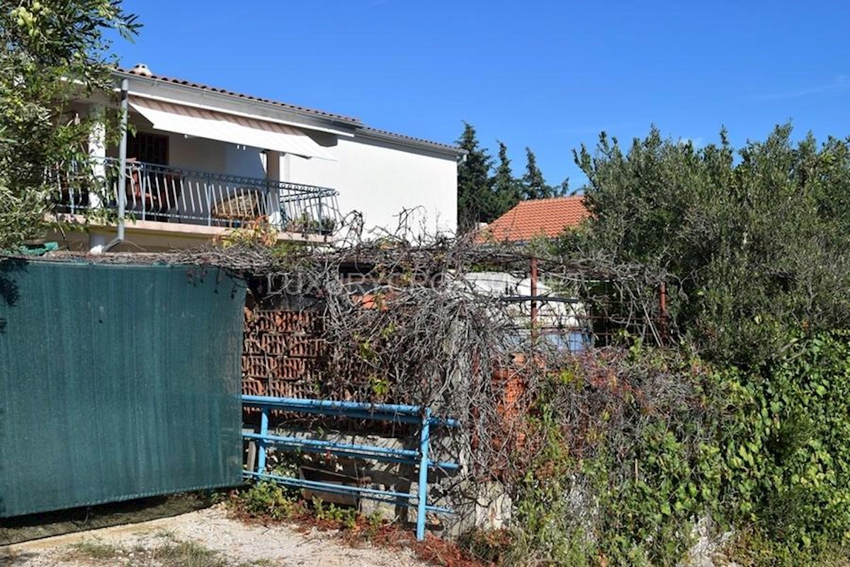 Dom Na predaj - ŠIBENSKO-KNINSKA MURTER