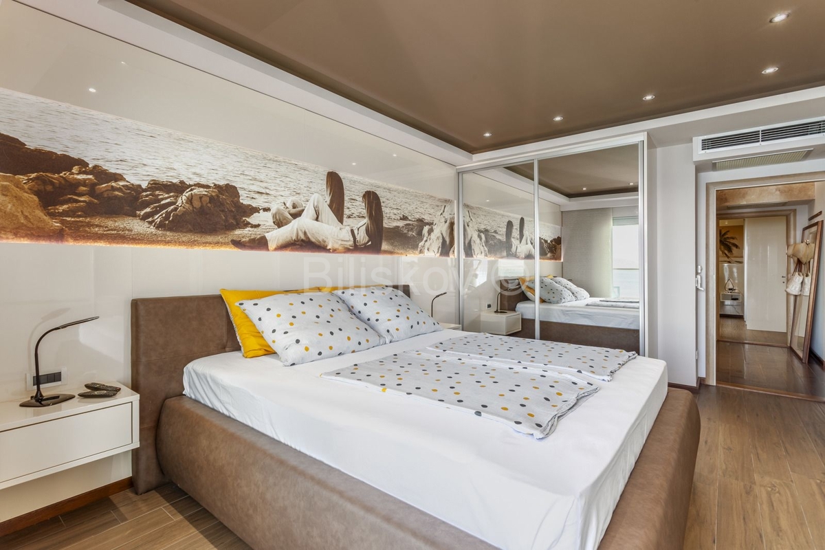 Apartment Zu verkaufen - SPLITSKO-DALMATINSKA TUČEPI