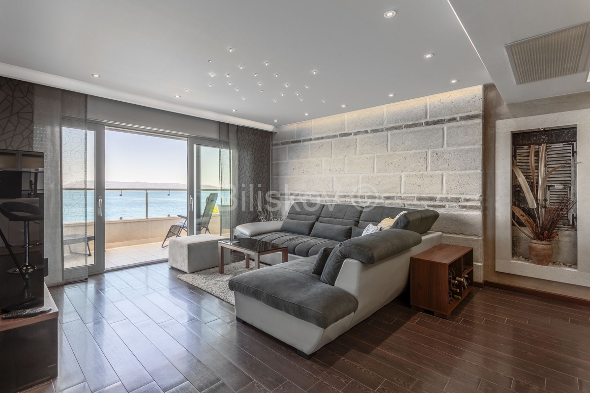 Apartment Zu verkaufen - SPLITSKO-DALMATINSKA TUČEPI