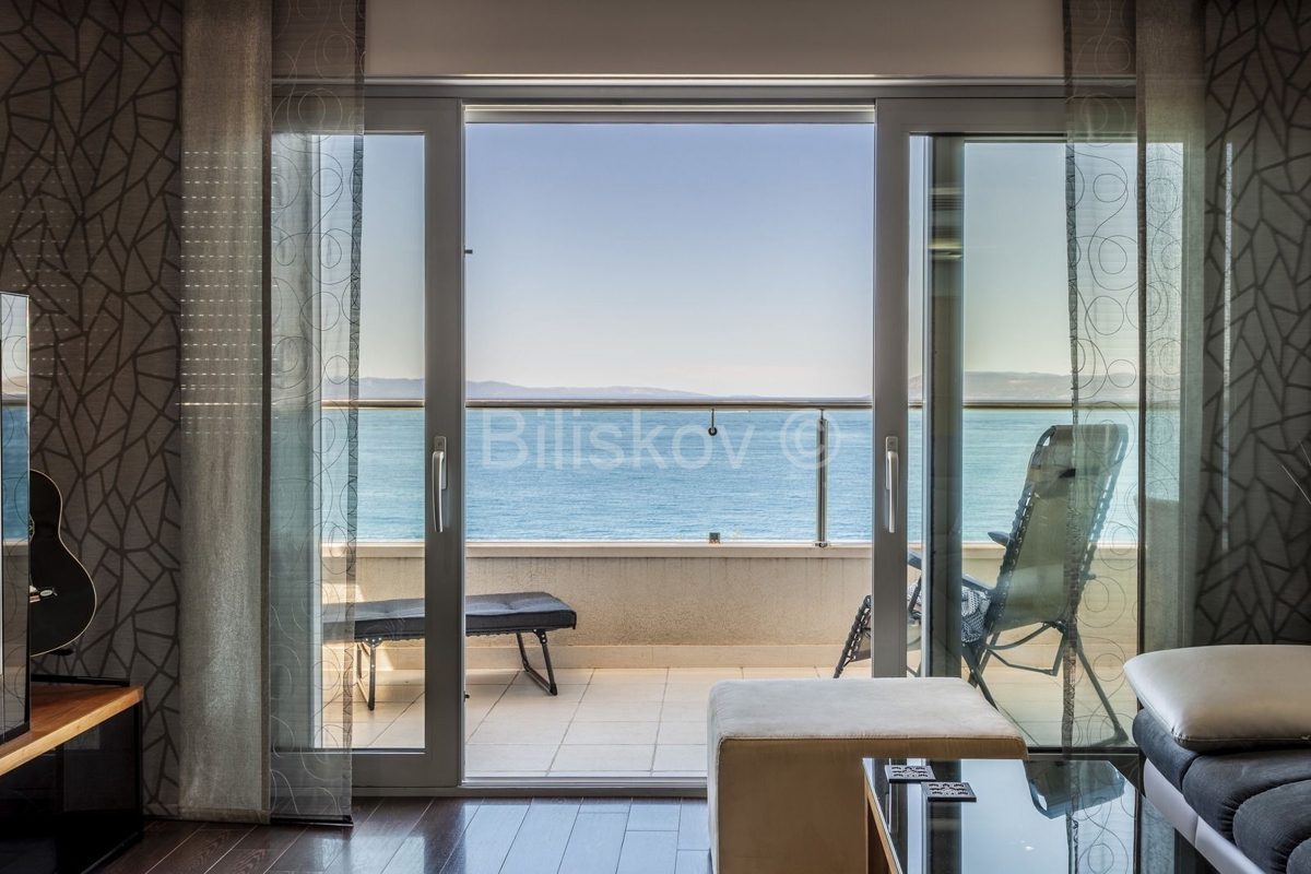 Apartment Zu verkaufen - SPLITSKO-DALMATINSKA TUČEPI