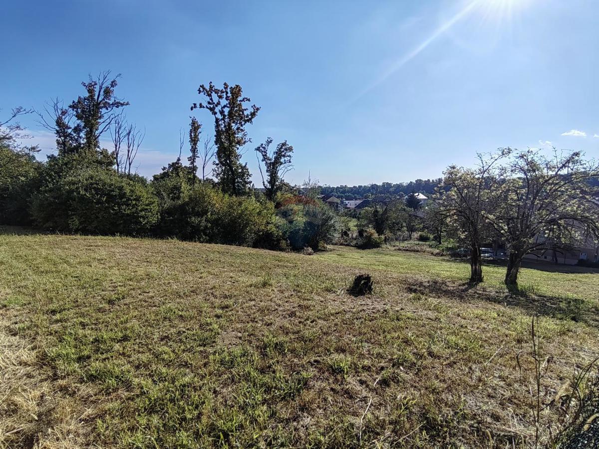 Działka Na sprzedaż - GRAD ZAGREB ZAGREB