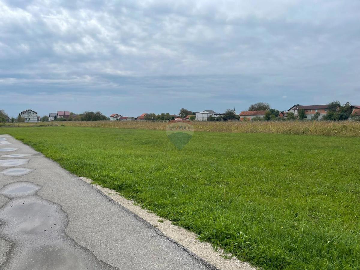 Parcela Na predaj - GRAD ZAGREB ZAGREB